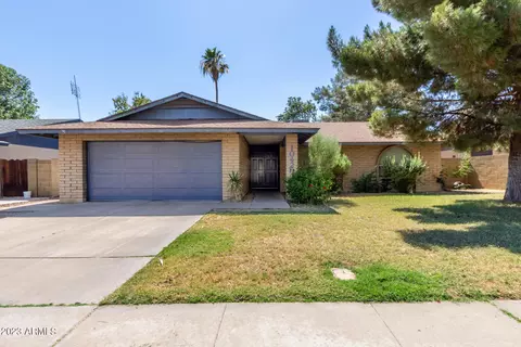 10420 N 44th Dr, Glendale, AZ 85302