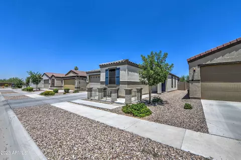 1522 E Saint Catherine Ave, Phoenix, AZ 85042