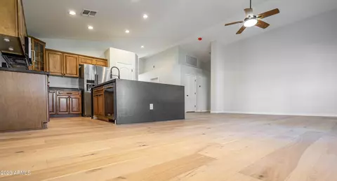 4058 E Vista Dr, Phoenix, AZ 85032 photo 11