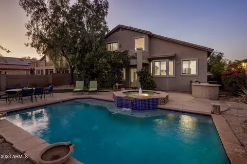 4815 E Robin Ln, Phoenix, AZ 85054 photo 4