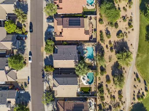 4815 E Robin Ln, Phoenix, AZ 85054 photo 33
