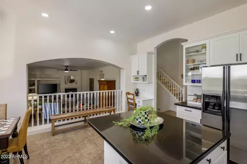 4815 E Robin Ln, Phoenix, AZ 85054 photo 17