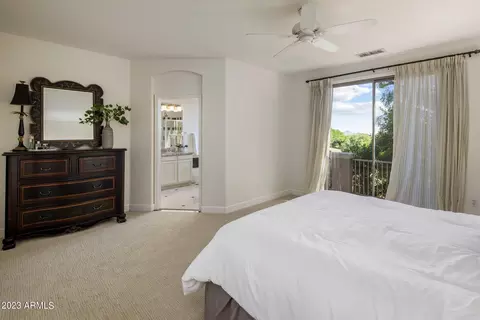 4815 E Robin Ln, Phoenix, AZ 85054 photo 28