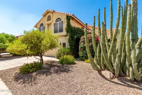 2406 E Cathedral Rock Dr, Phoenix, AZ 85048