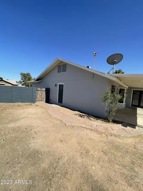 2237 E Capri Cir, Mesa, AZ 85204 photo 35