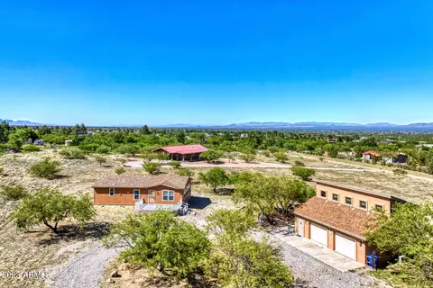 5375 E La Paloma Ln, Hereford, AZ 85615