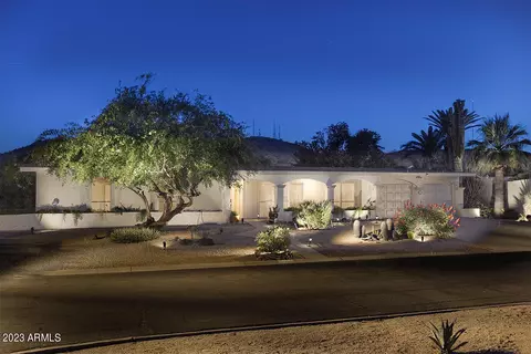 717 W Surrey Ave, Phoenix, AZ 85029