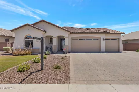 1059 W Pagoda Ave, San Tan Valley, AZ 85140