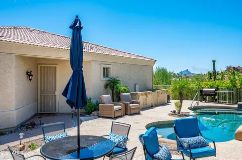 12804 N Mountainside Dr #2, Fountain Hills, AZ 85268