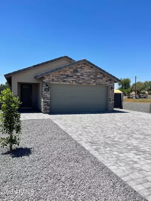 113 W Brooks St, Gilbert, AZ 85233