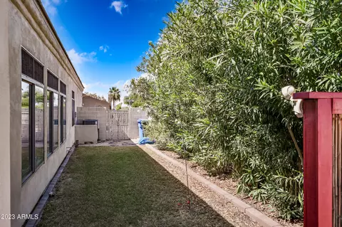 2231 E Branham Ln, Phoenix, AZ 85042 photo 48