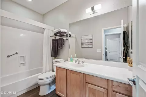2231 E Branham Ln, Phoenix, AZ 85042 photo 36