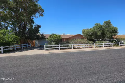 924 E 9th St, Mesa, AZ 85203 photo 3
