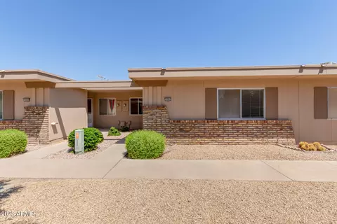 14042 N Palm Ridge Dr, Sun City, AZ 85351