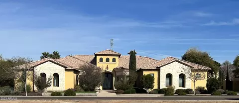10034 W Villa Lindo Dr, Peoria, AZ 85383