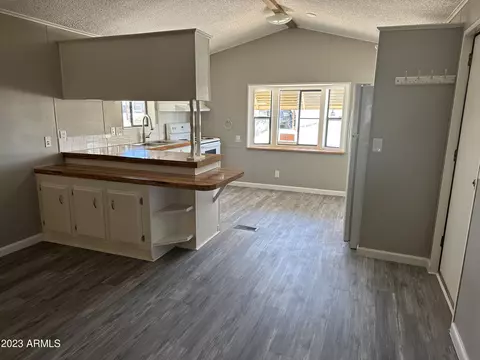 53 N Mountain Rd #23, Apache Junction, AZ 85120 photo 4