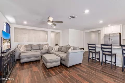 1542 E St Catherine Ave, Phoenix, AZ 85042 photo 13