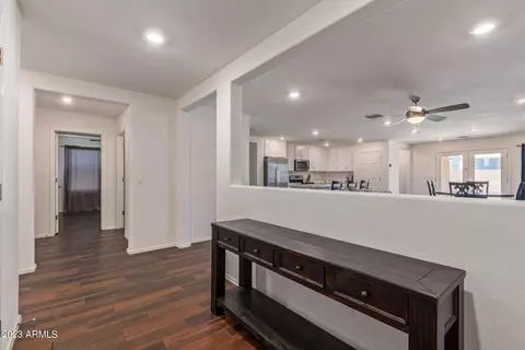 1542 E St Catherine Ave, Phoenix, AZ 85042 photo 5