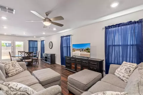 1542 E St Catherine Ave, Phoenix, AZ 85042 photo 8