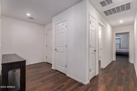 1542 E St Catherine Ave, Phoenix, AZ 85042 photo 6