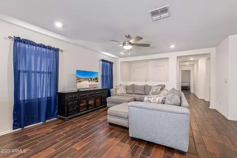 1542 E St Catherine Ave, Phoenix, AZ 85042 photo 9