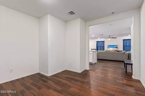 1542 E St Catherine Ave, Phoenix, AZ 85042 photo 27