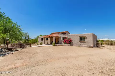 2840 W Sunrise Dr, Laveen, AZ 85339