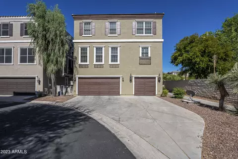2793 S Balsam Dr, Gilbert, AZ 85295