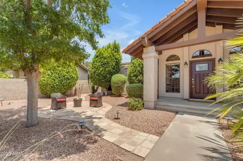 8641 S Kachina Dr, Tempe, AZ 85284