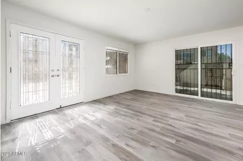 4479 E Wood St, Phoenix, AZ 85040 photo 4