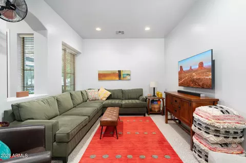2989 E Comstock Dr, Gilbert, AZ 85296 photo 9