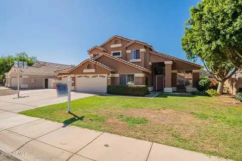 110 W Baylor Ln, Gilbert, AZ 85233 photo 3