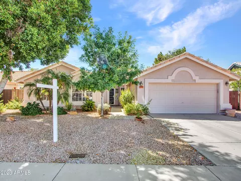 3829 W Mariposa Grande Ln, Glendale, AZ 85310