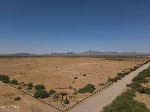 5 W Nnnn W Centennial Rd #'_', Tonopah, AZ 85354