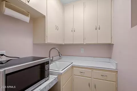 112 E Cairo Dr, Tempe, AZ 85282 photo 18