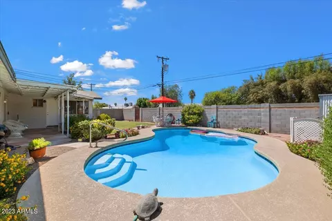 112 E Cairo Dr, Tempe, AZ 85282 photo 2