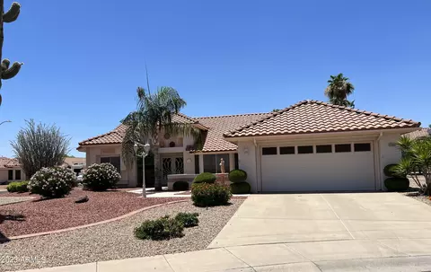 21602 N 145th Dr, Sun City West, AZ 85375