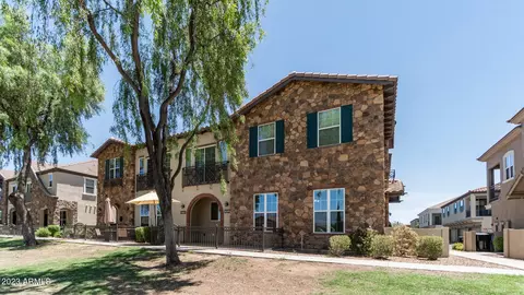 3730 S Winter Ln #102, Gilbert, AZ 85297