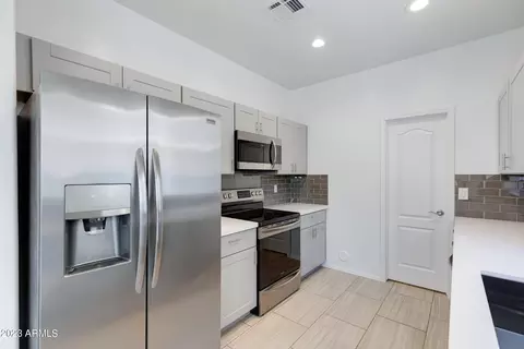 1334 E Dunbar Dr, Phoenix, AZ 85042 photo 24