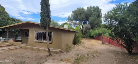 10 N Escalada Dr, Nogales, AZ 85621