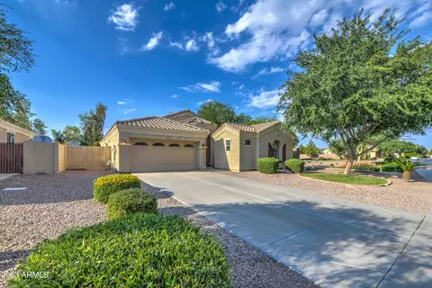 1466 E Cassia Ln, Gilbert, AZ 85298