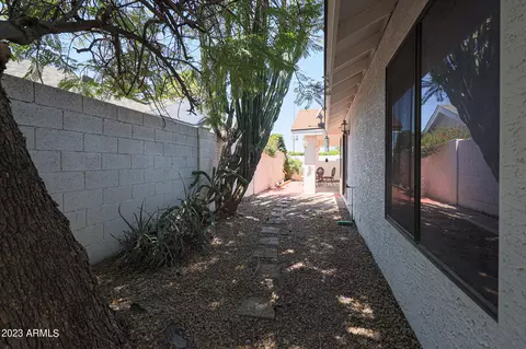 3207 E Siesta Ln, Phoenix, AZ 85050 photo 25