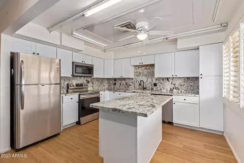 4008 W Rovey Ave, Phoenix, AZ 85019 photo 9