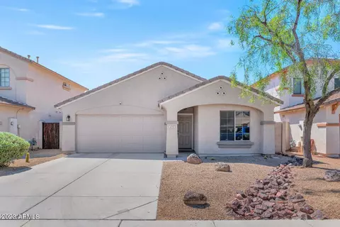 6711 W Desert Ln, Laveen, AZ 85339