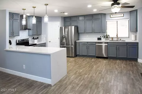 3229 E Sandy Way, Gilbert, AZ 85297 photo 14