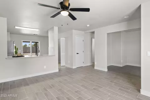 1085 W 22nd Ave, Apache Junction, AZ 85120 photo 4