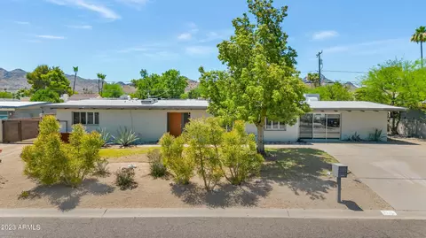 3317 E Turquoise Ave, Phoenix, AZ 85028