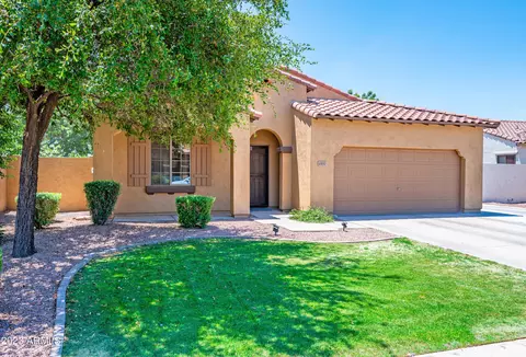 1557 E Indigo St, Gilbert, AZ 85298