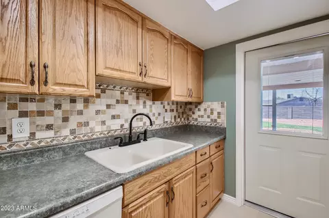 2440 E Victory Dr, Tempe, AZ 85288 photo 12