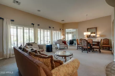 726 E Joseph Ct, Gilbert, AZ 85295 photo 8
